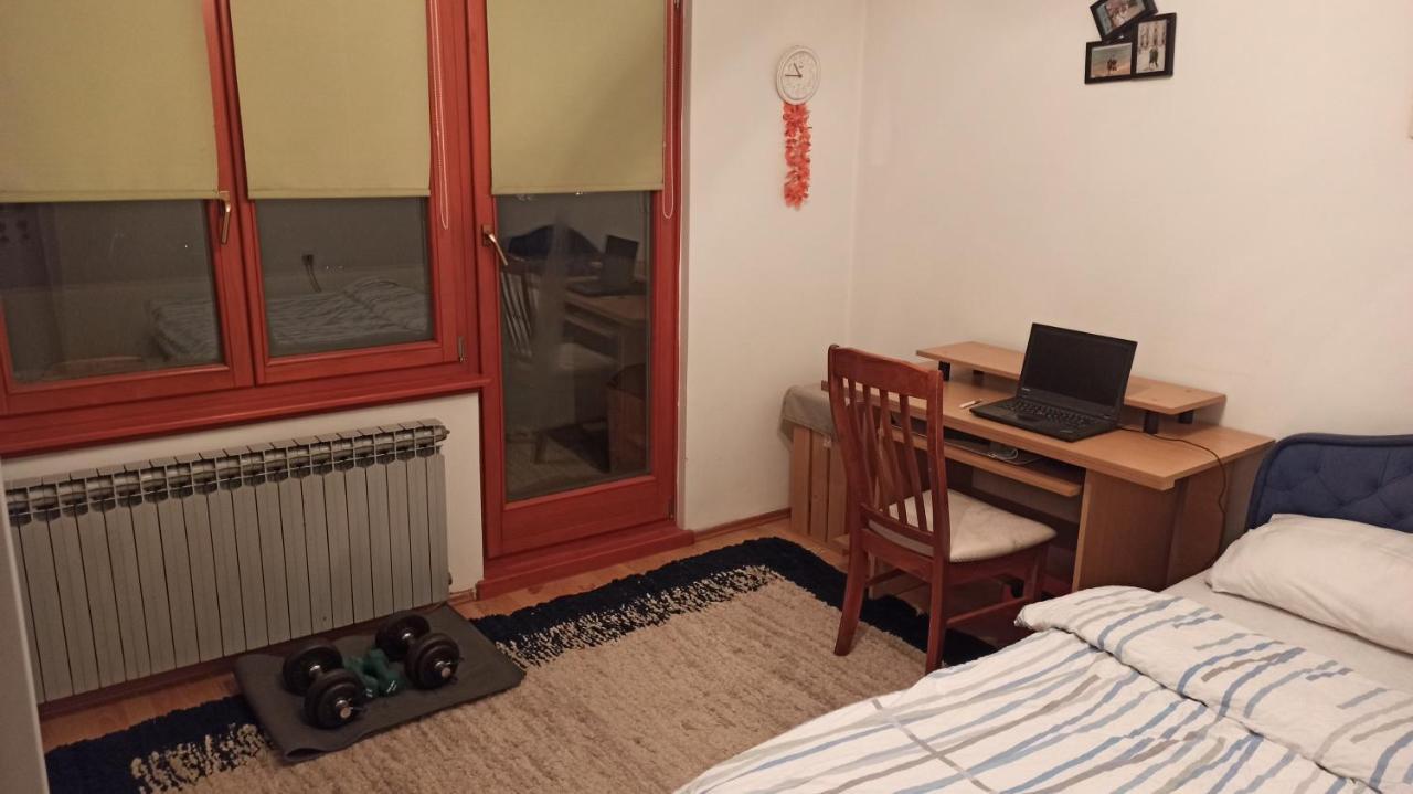 Cozy Room With A Balcony Szarajevó Kültér fotó